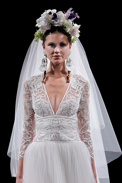 Paired With a Statement-Making Headpiece