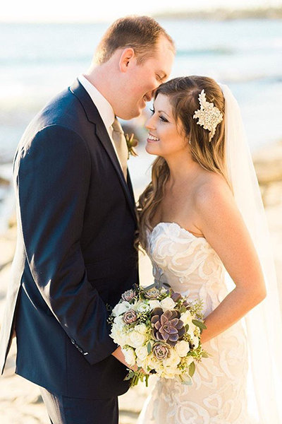 Clips, Barrettes, and Hair Combs Clips, Barrettes, and Hair Combs