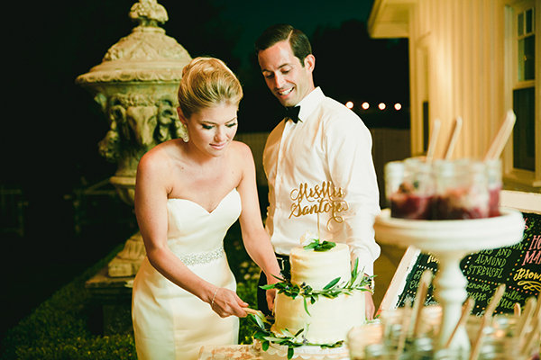 Cakes With Greenery or Herbs Cakes With Greenery or Herbs
