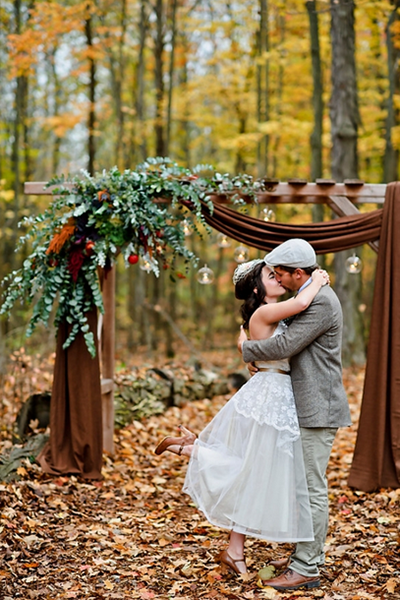 50 Gorgeous Fall Wedding Photos | BridalGuide