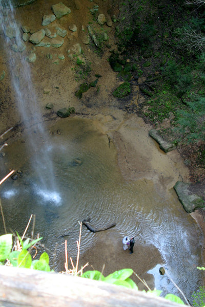 A Cave- and Waterfall-side Wedding In Hocking Hills, Ohio