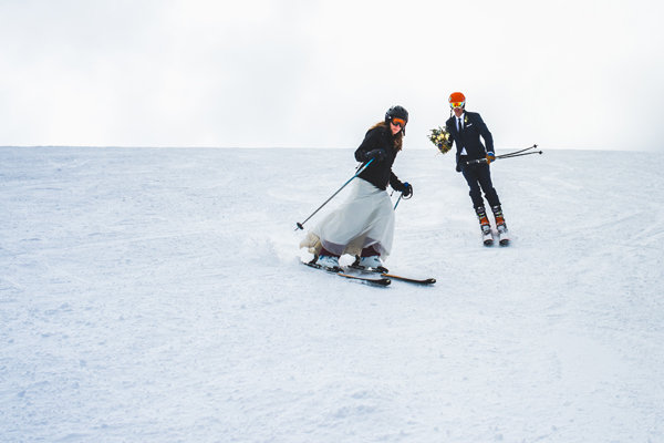 50 Stunning Winter Wedding Photos | BridalGuide