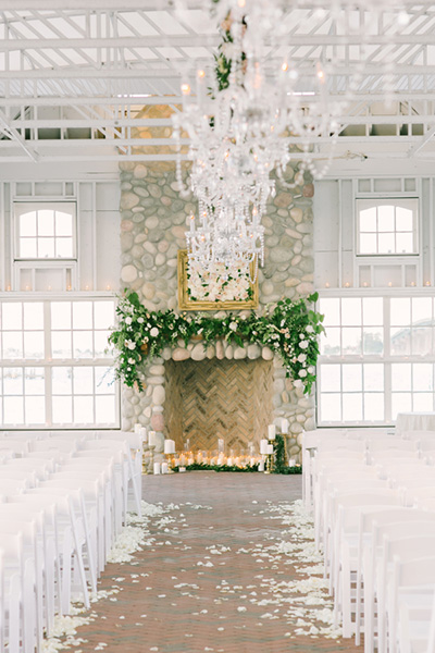 25 Romantic Wedding Décor Ideas | BridalGuide