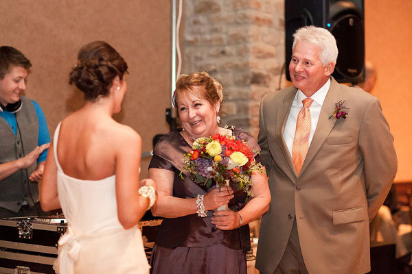 Give Her Your Bouquet 