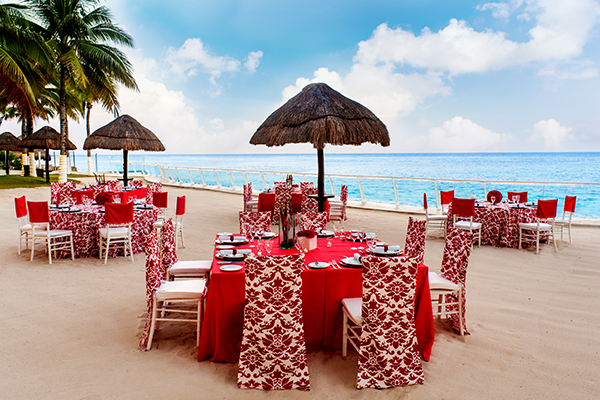 Palace Resorts: Romantic Red Collection