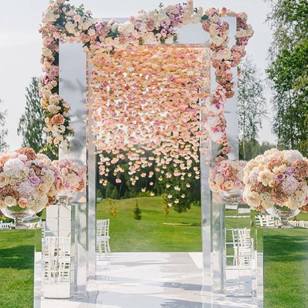 True Reflection: 40+ Gorgeous Mirrored Wedding Ideas | BridalGuide