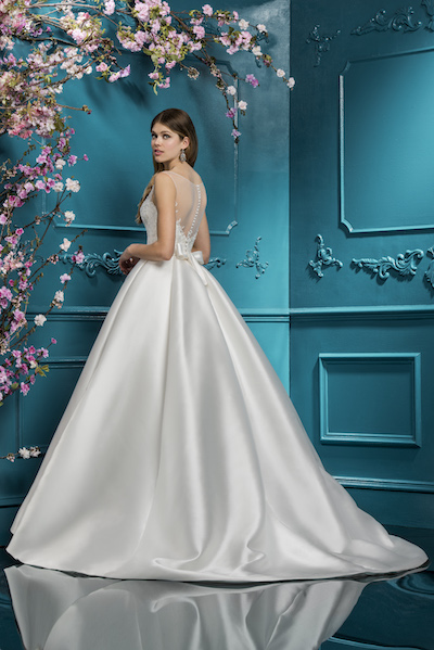 Ellis Bridal Satin Gown With Bow