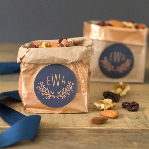 Favors Favors