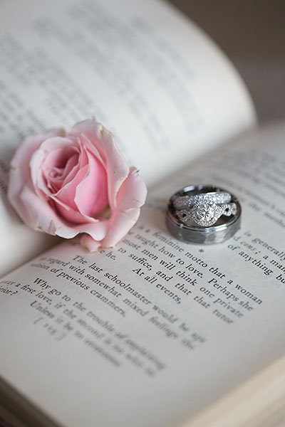 Halo Engagement Ring & Wedding Bands