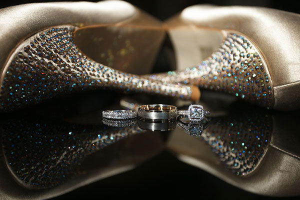 Halo Engagement Ring & Wedding Bands