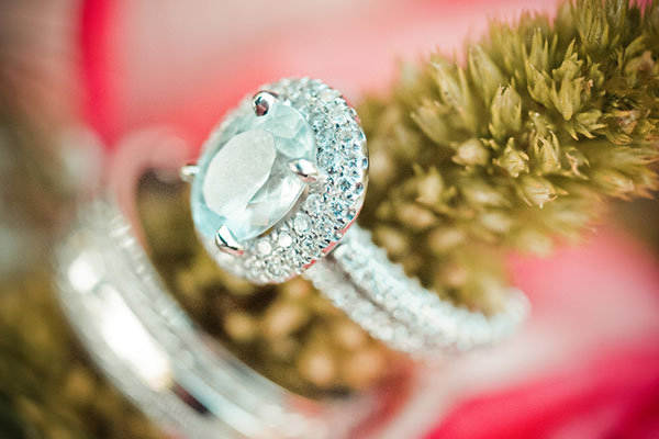 Halo Engagement Ring & Wedding Bands