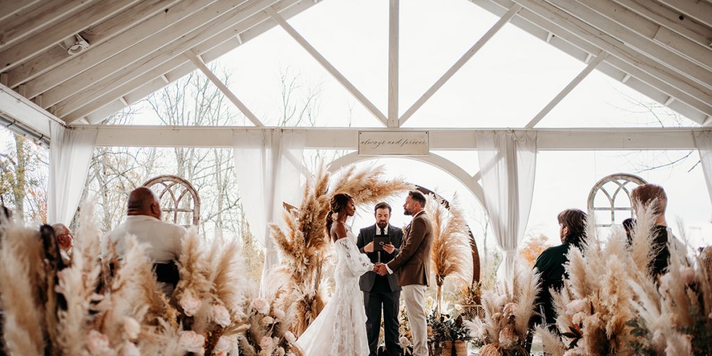 fall wedding ceremony