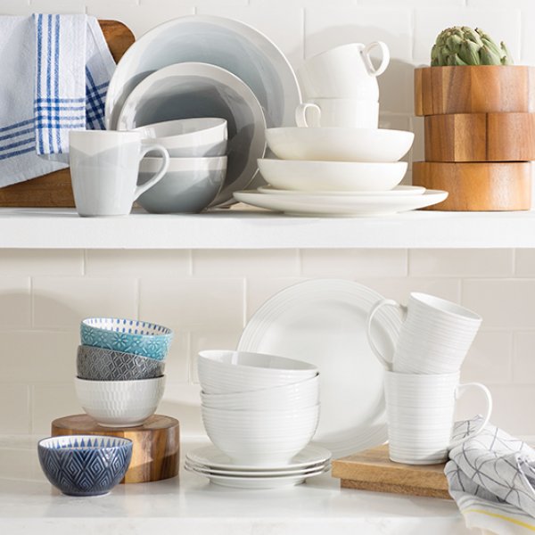 casual dinnerware wedding registry