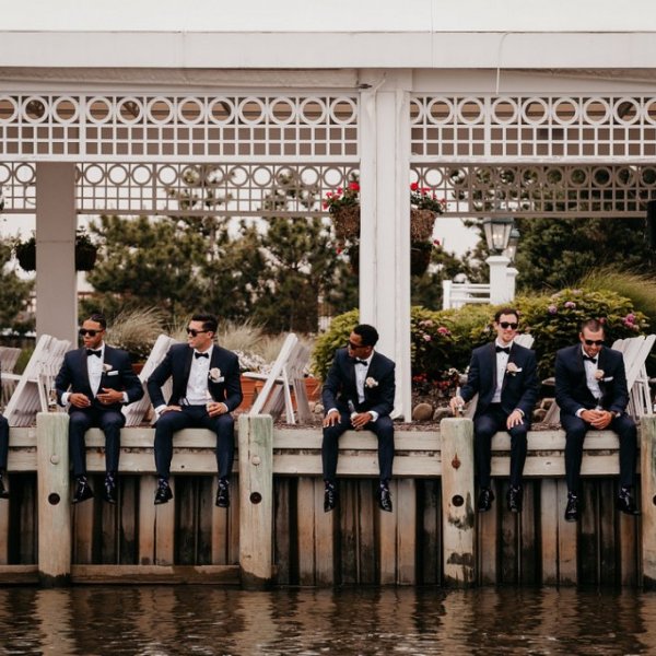 groom and groomsmen photo