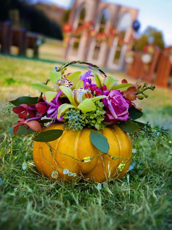 Rustic Halloween Wedding: Aspen & Brad