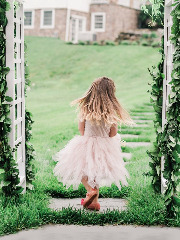 Fairy Tale Dream: Samantha & Christian in Doylestown, PA