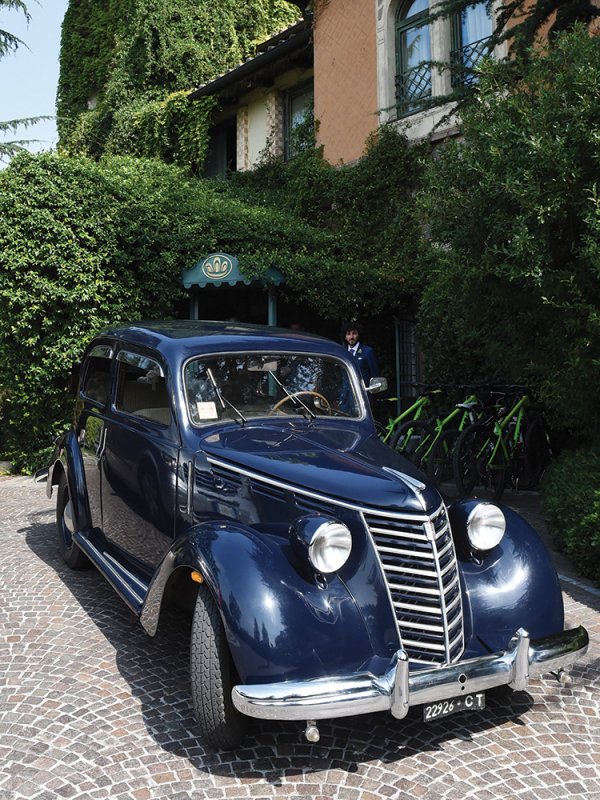 La Dolce Vita: Ashley & Marco in Lake Iseo Region, Italy
