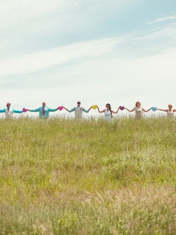 Love, Rainbows and Glitter: Nancy & Dylan in Manitoba, Canada