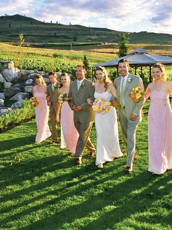 Vineyard Vows: Sarah & Chris in Lake Chelan, WA