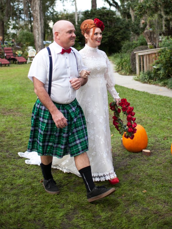 Scary Halloween Wedding: Erin & Eric in Myrtle Beach, SC