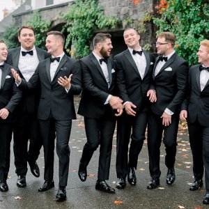 groom and groomsmen