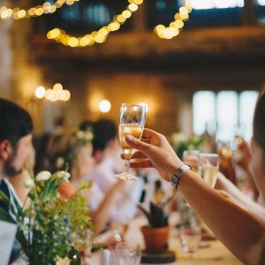 Ask the Experts: Is it Ok to Serve Little Alcohol at the Reception?