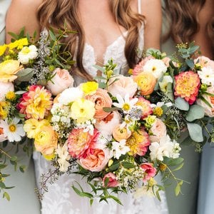 bride and bridesmaid bouquets