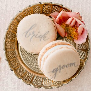 50 Edible Wedding Favors Your Guests Will Love