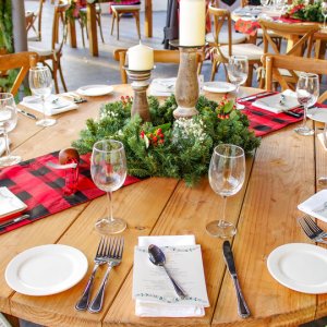 Winter wedding tablescape