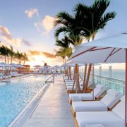 The Bride's Guide to Miami: Top Attractions and Activities