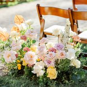 outdoor wedding flowers